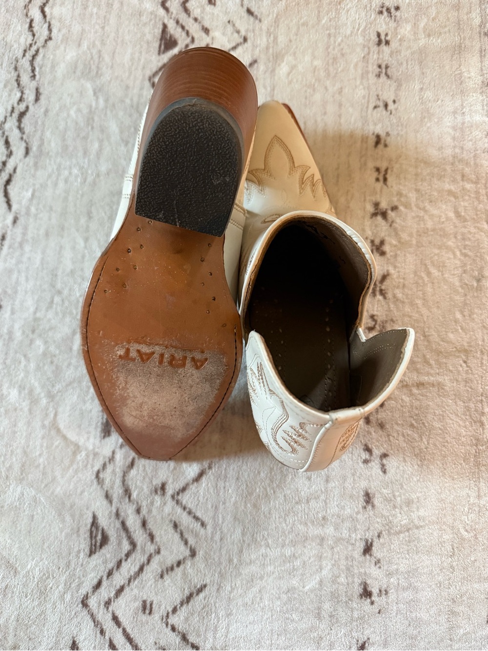 Ariat Dixon Bootie - White